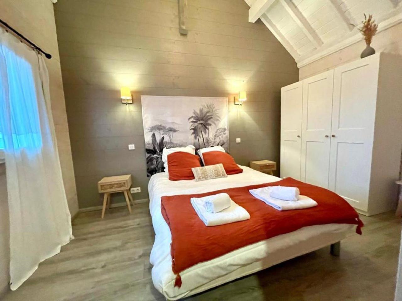 Gite De Mortagne, Chalet Avec Piscine - By Primo C0Nciergerie Gigny-sur-Saone Екстер'єр фото